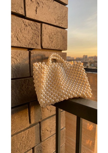 Büyük Boy Içi Geniş Inci Çanta modelleri