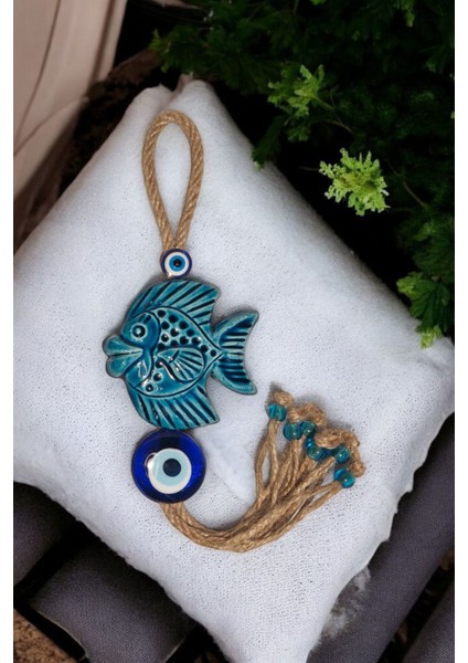 Nazar Boncuklu Şanslı Balık Figürlü Seramik El Yapımı Dekoratif Duvar Süsü Eşyası 9X35 cm modelleri