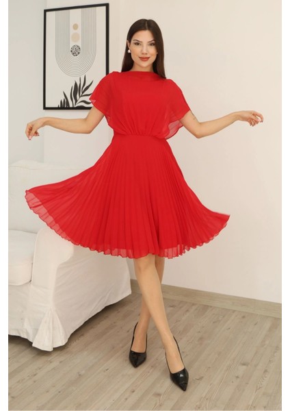 Çiçek Detaylı Piliseli Elbise 2378-KIRMIZI modelleri