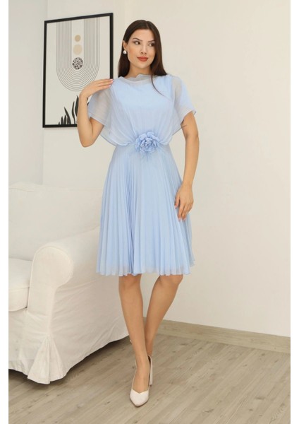 Çiçek Detaylı Piliseli Elbise 2378-BEBE Mavisi