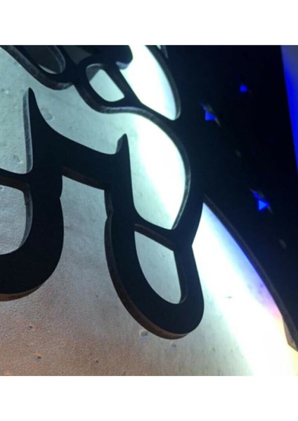 LED Işıklı Astronaut Tablo fırsatları