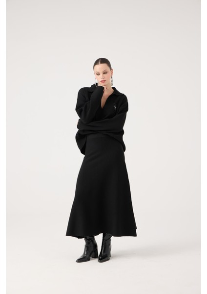 Beli Lastikli Uzun Zoi Triko Etek Siyah fırsatları