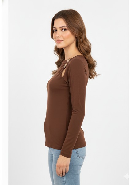 251063 Aksesuarlı Bluz fiyatları