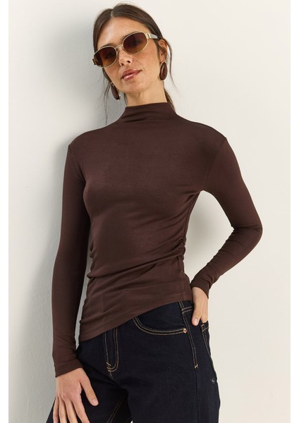 Kadın Soft Touch Yarım Balıkçı Yaka Büzgülü Basic Bluz