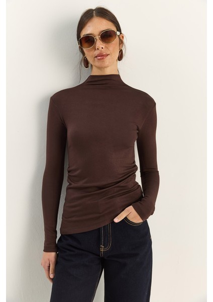 Kadın Soft Touch Yarım Balıkçı Yaka Büzgülü Basic Bluz fiyatları
