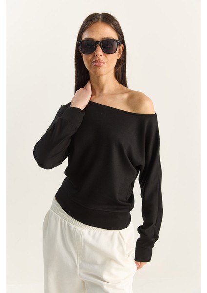 Kadın Açık Omuzlu Yumuşak Modal Bluz fırsatları