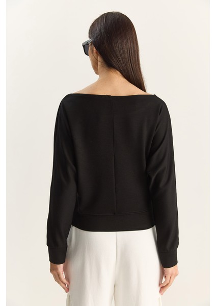 Kadın Açık Omuzlu Yumuşak Modal Bluz