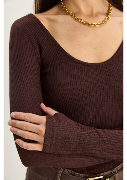 Kadın U Yaka Likralı Basic Bluz indirimleri