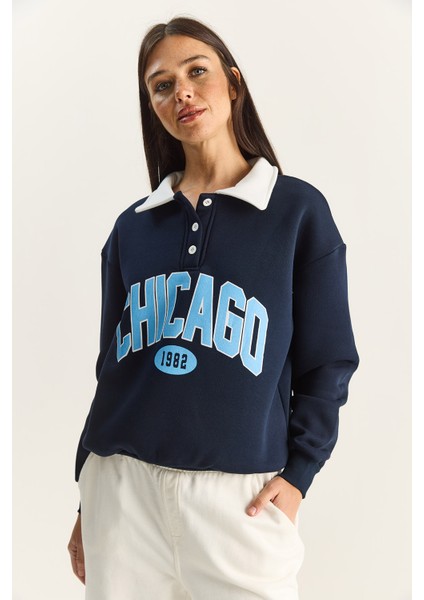 Kadın Polo Yaka Chicago Baskılı Üç Iplik Şardonlu Sweatshirt fiyatları