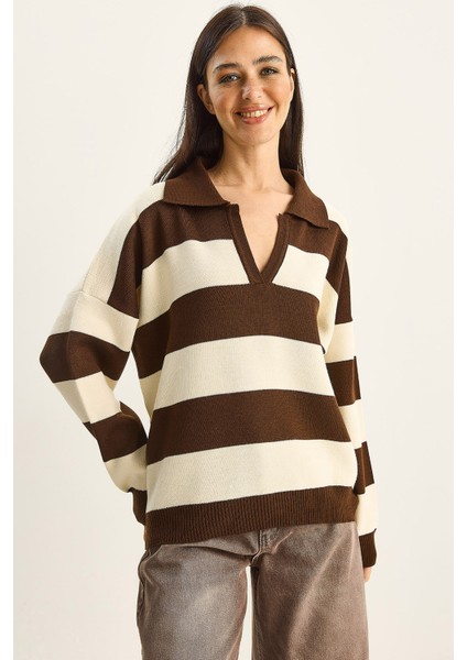 Kadın Polo Yaka Çizgili Triko Kazak