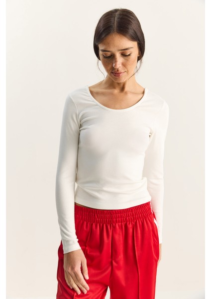 Kadın Ultra Soft U Yaka Bluz fırsatları