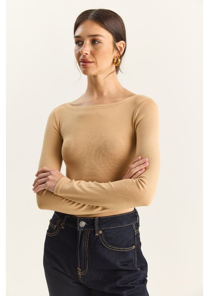 Kadın Cotton Kayık Yaka Bluz fırsatları