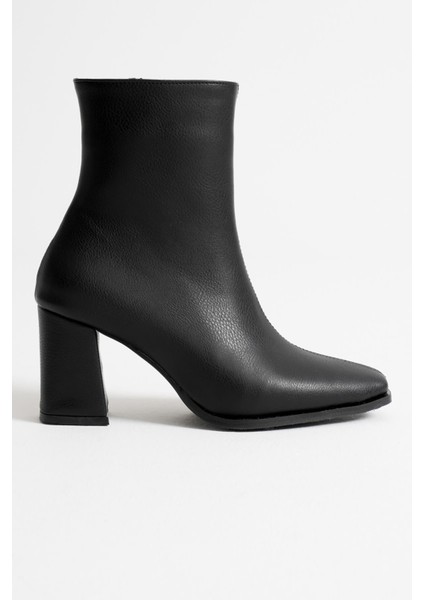 Mue Premium Kadın Siyah Kalın Topuklu Fermuarlı Bot fiyatları