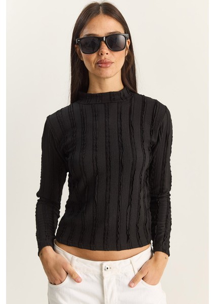 Kadın Yarım Boğazlı Gofre Bürümcük Bluz