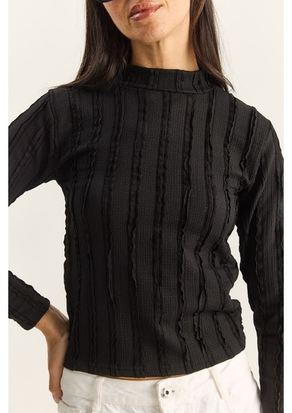 Kadın Yarım Boğazlı Gofre Bürümcük Bluz