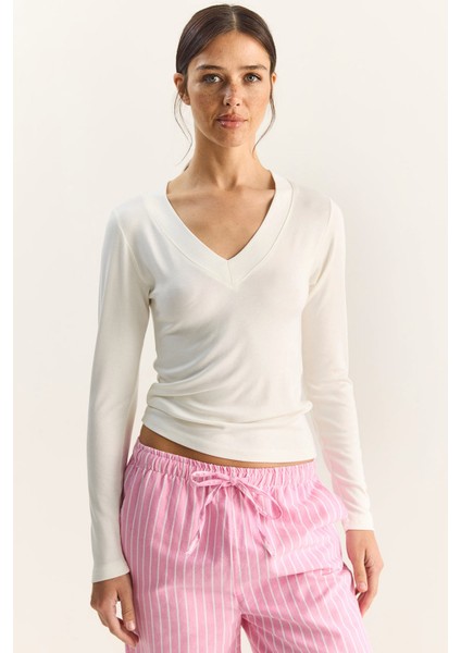 Kadın Cotton V Yaka Bluz fırsatları