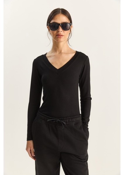 Kadın Cotton V Yaka Bluz