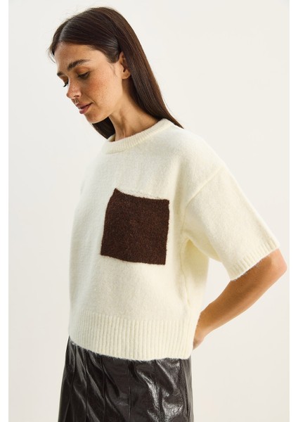 Kadın Renk Blok Cepli Kısa Kollu Triko Kazak fırsatları