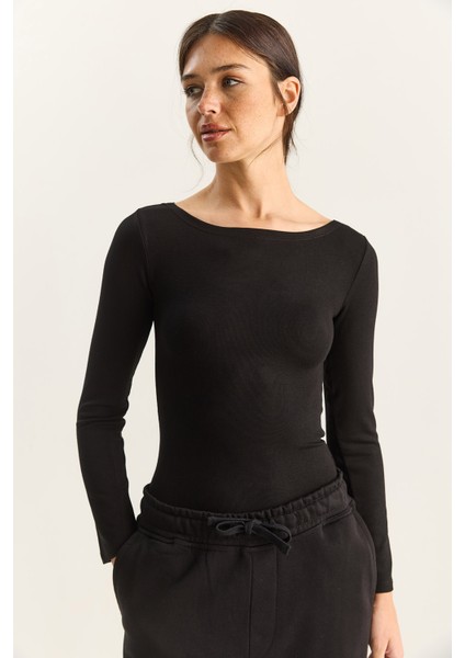 Kadın Cotton Kayık Yaka Bluz