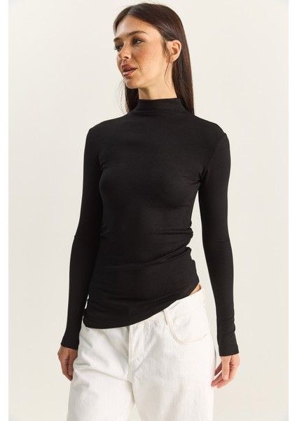 Kadın Soft Touch Yarım Balıkçı Yaka Büzgülü Basic Bluz fırsatları