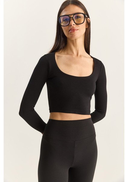 Kadın Soft Touch Kare Yaka Uzun Kollu Basic Bluz fırsatları