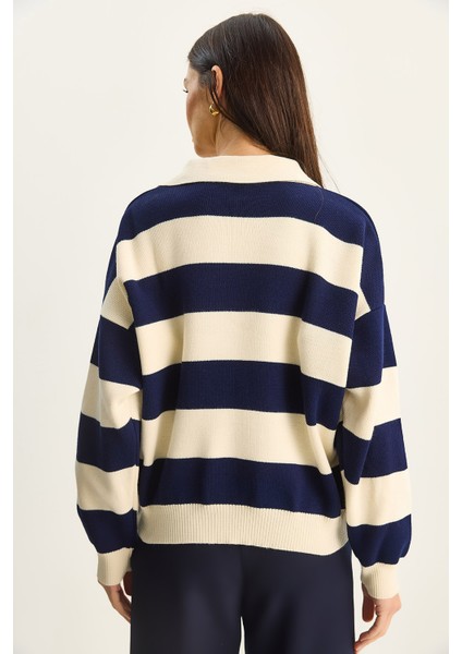 Kadın Polo Yaka Çizgili Triko Kazak