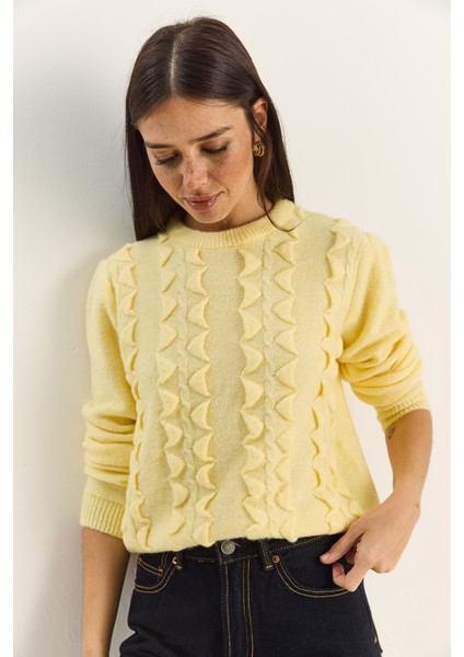 Kadın Bisiklet Yaka Fırfırlı Yumoş Triko Kazak modelleri