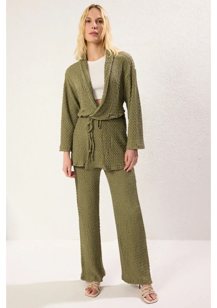 Kadın Alt Üst Dokulu Anvelop Üst Geniş Paça Alt Örme Takım Rahatlığı ve Bir Arada Sunuyor Kaliteli fırsatları