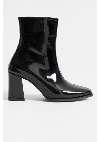 Mue Premium Kadın Siyah Rugan Kalın Topuklu Fermuarlı Bot fiyatları