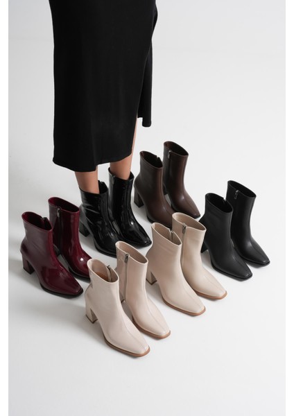 Mue Premium Kadın Siyah Rugan Kalın Topuklu Fermuarlı Bot indirimleri