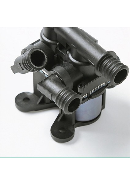 Bmw E31/E34 64111391958 64118391417 64111382299 Için Otomobil Isıtıcı Su Valfi Kontrol Vanası (Yurt Dışından) modelleri