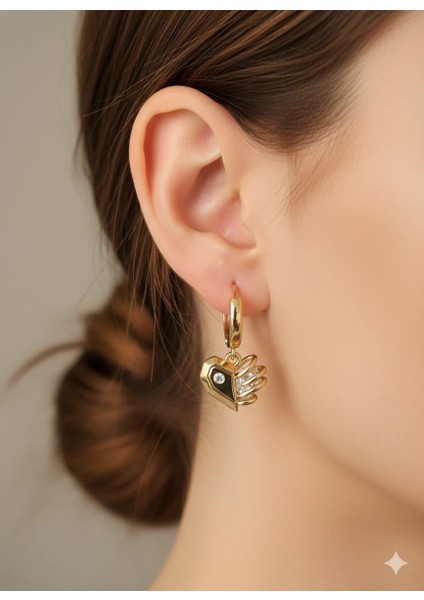 Vip Seri Gold Renk Kalp Model Küpe