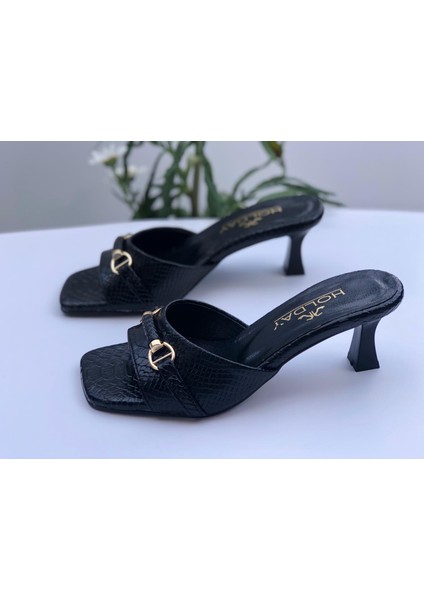 3140 Model Siyah Renk Rahat 6 cm Alçak Topuklu Rugan Tokalı Çok Şık Terliği modelleri