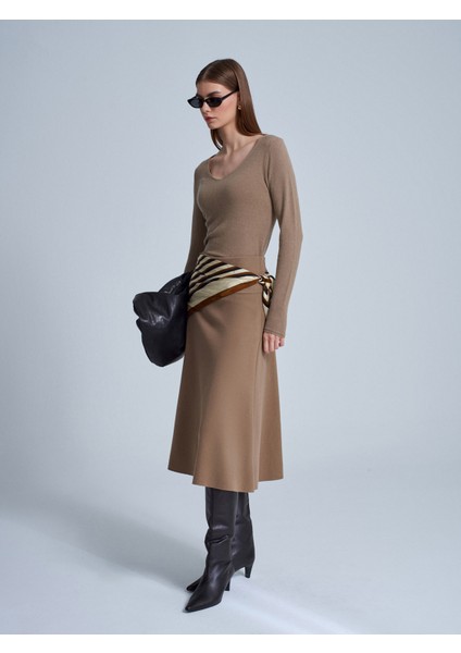 80390 Beli Lastikli Örme Midi Etek-Vizon