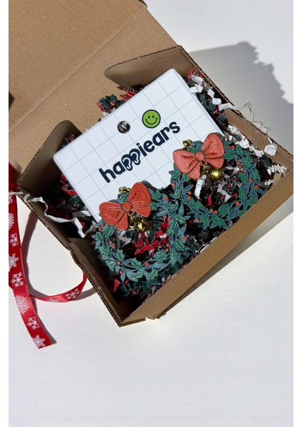 Yılbaşı Kırmızı Fiyonk & Çan Detaylı Noel Çelengi Özel Tasarım Küpe fırsatları