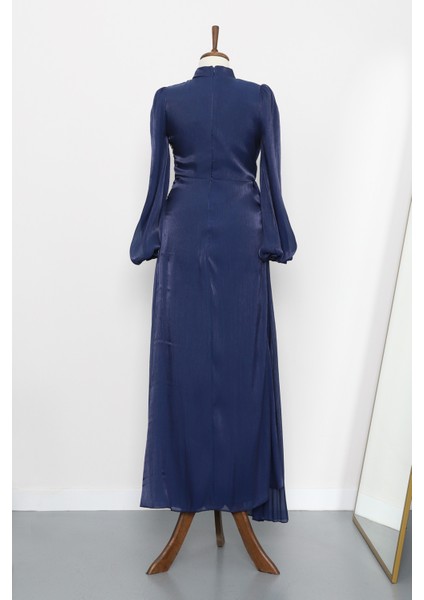 Lacivert Kolu Lastikli Taş Detaylı Abiye modelleri