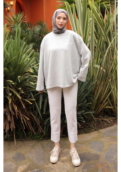 Gri Sırt Baskı Detaylı Iki Iplik Sweatshirt indirimleri