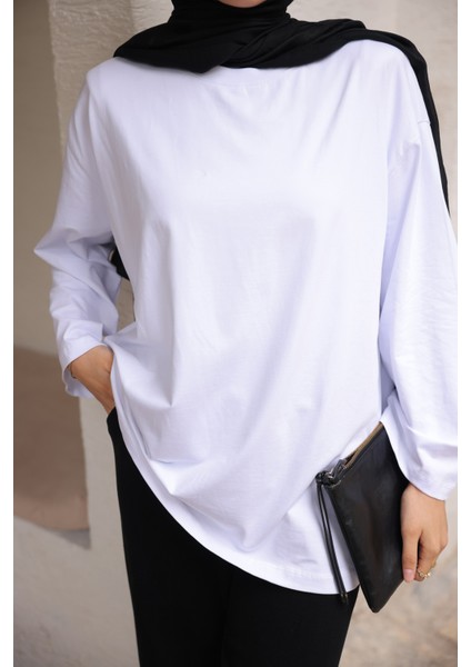 Beyaz Bisiklet Yaka Oversize Kol Ince Penye Sweat modelleri