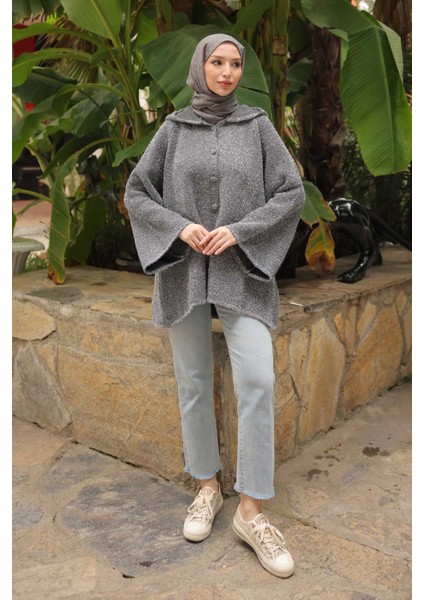 Gümüş Kapüşonlu Düğmeli Simli Triko Hırka fiyatları
