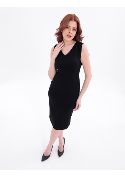 Siyah Dar Kalıp Mini V Yaka Kolsuz Kalem Elbise indirimleri