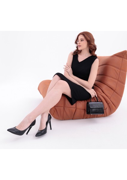 Siyah Dar Kalıp Mini V Yaka Kolsuz Kalem Elbise