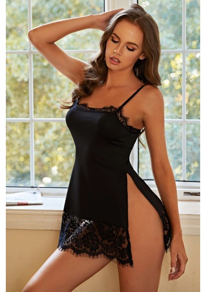 Kadın Siyah Yırtmaçlı Dantel Işlemeli Şık Gecelik indirimleri