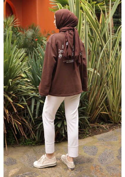 Kahverengi Sırt Baskı Detaylı Iki Iplik Sweatshirt fırsatları