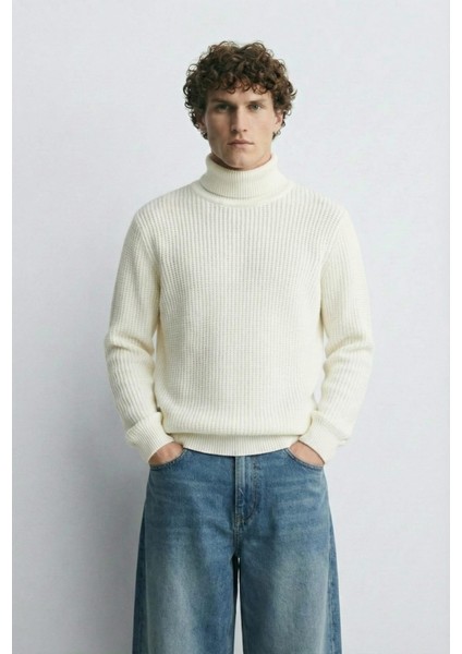 Erkek Oversize Balıkçı Yaka Boğazlı Kazak Ekru fiyatları