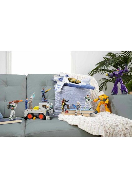 Nessiworld Pixar Lightyear Araçlar Serisi HHJ90 modelleri