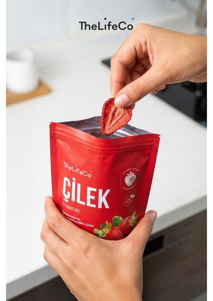 Freeze Dried - Dondurularak Kurutulmuş Dilim Çilek 15 G modelleri