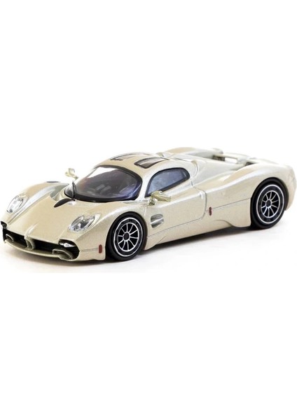 Buğz Tarmac Works 1/64 Pagani Utopia Rinascimento