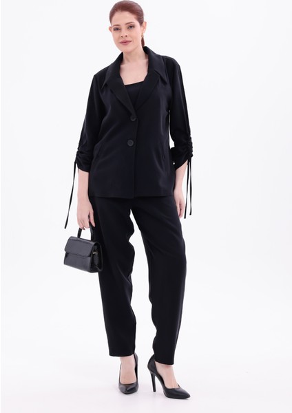 Siyah Ipek Görünümlü Kolları Büzgü Yanlı Ceket, Yüksek Bel Dar Kalıp Pantolon ve Crop Top Üçlü Takım