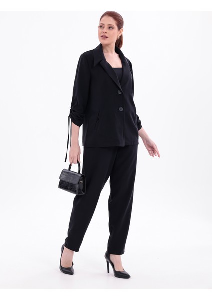 Siyah Ipek Görünümlü Kolları Büzgü Yanlı Ceket, Yüksek Bel Dar Kalıp Pantolon ve Crop Top Üçlü Takım fırsatları