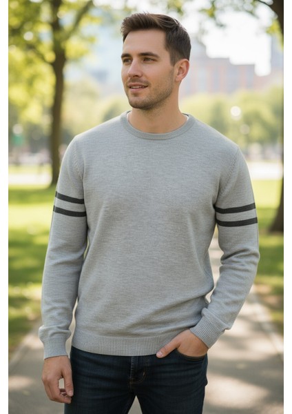 Erkek Triko Kol Çizgi Detaylı Kazak modelleri